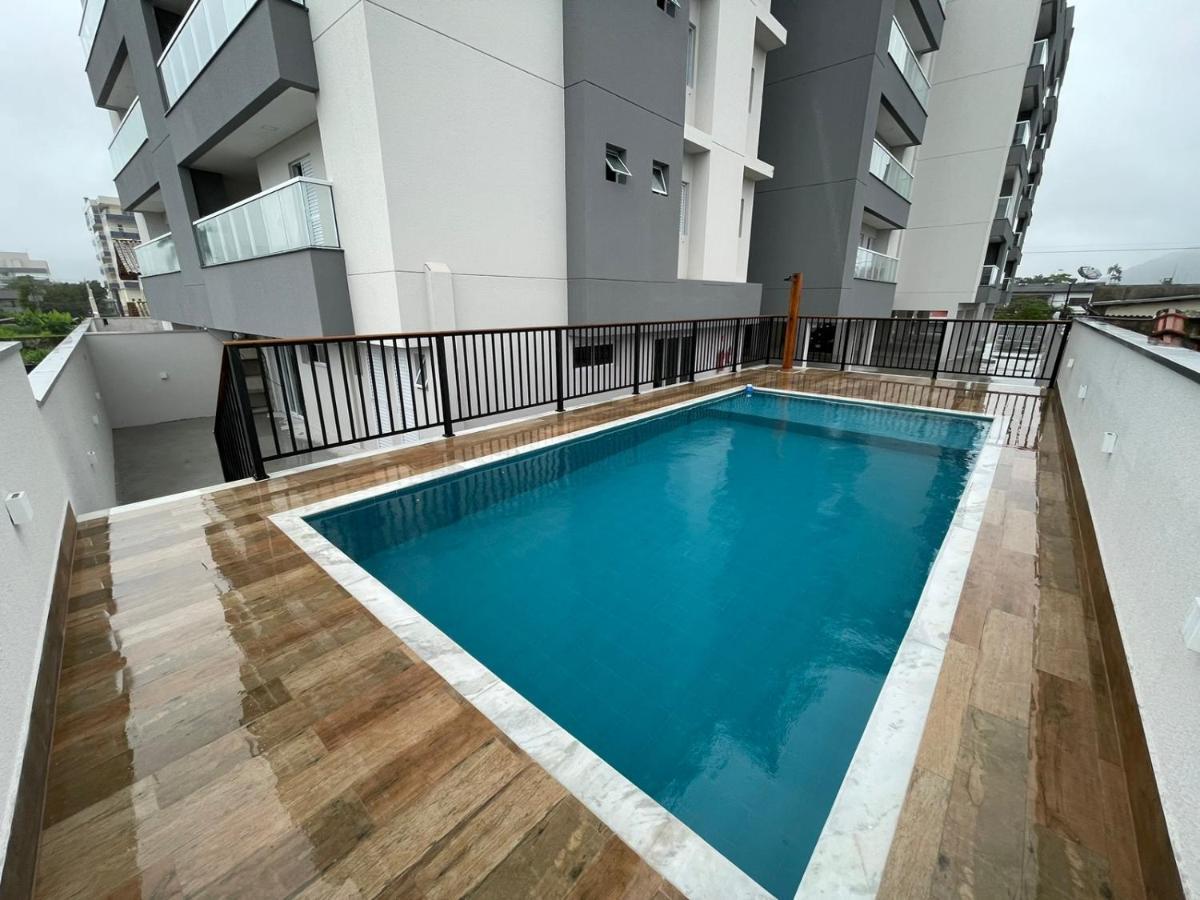 Apartamento Com Piscina No Centro Daire Ubatuba Dış mekan fotoğraf