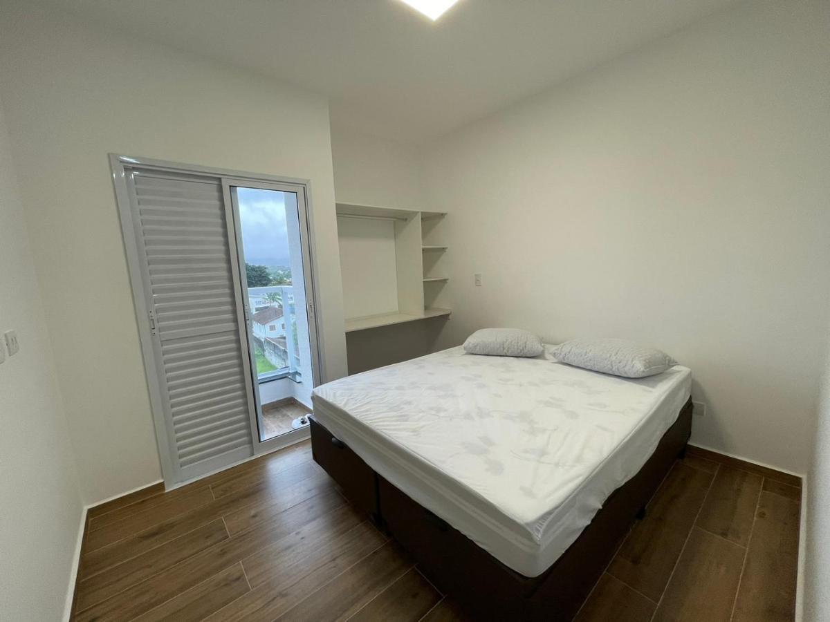 Apartamento Com Piscina No Centro Daire Ubatuba Dış mekan fotoğraf