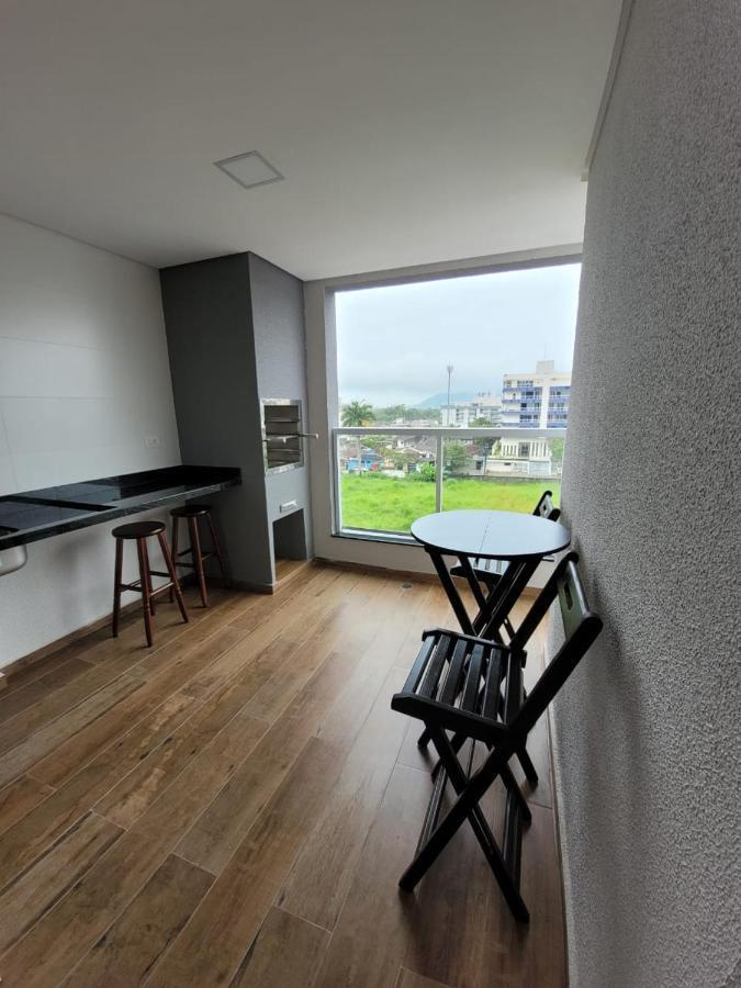 Apartamento Com Piscina No Centro Daire Ubatuba Dış mekan fotoğraf